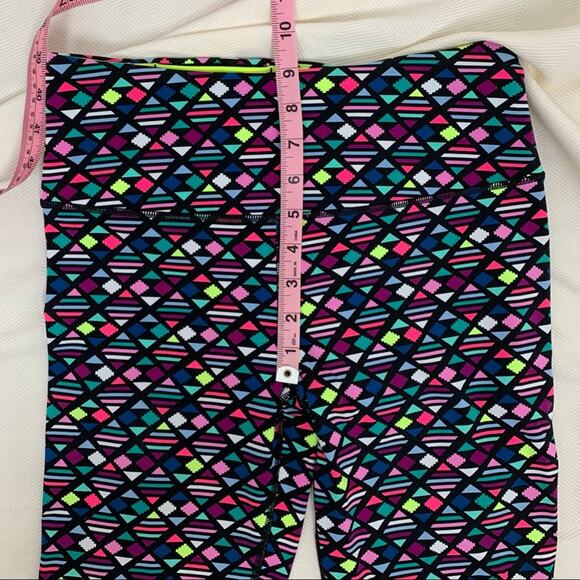 Victoria’s Secret Sport Geometric Neon Leggings - Picture 7 of 10